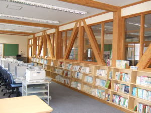 図書室・コンピュータ教室の写真