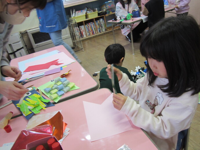 こいのぼり作りの写真