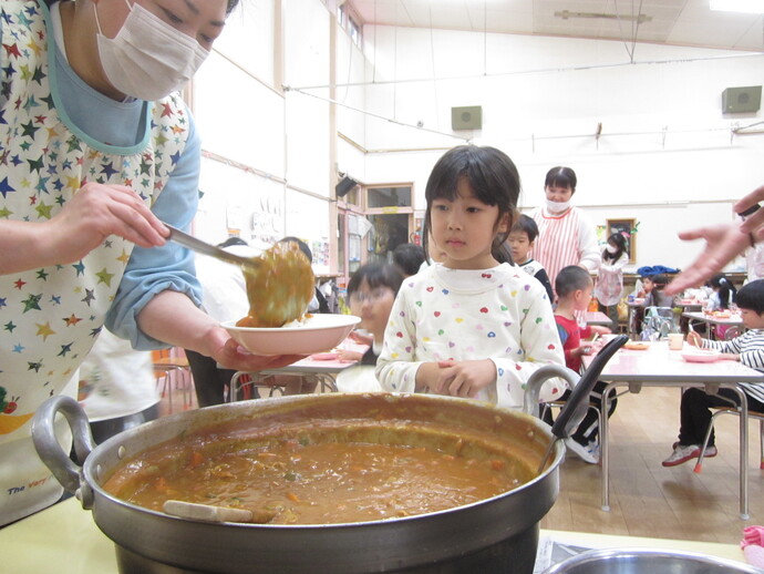 カレー作りの写真
