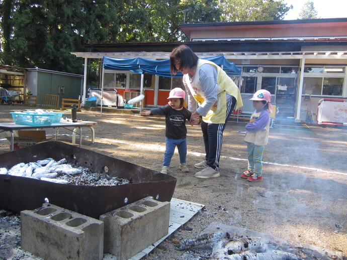 焼き芋会の写真