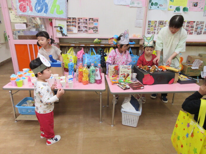 お祭りごっこ出店の様子