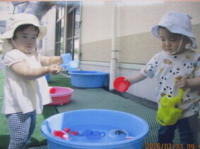 水遊び