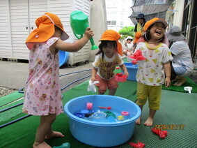 水遊び
