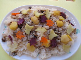 吹き寄せおこわ