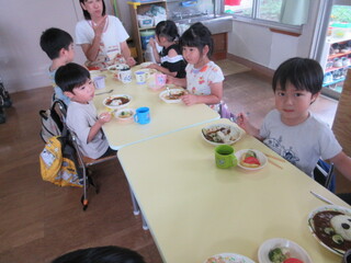 給食