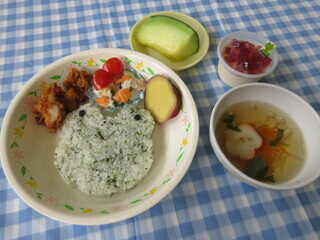 給食