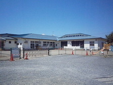 園舎の外観