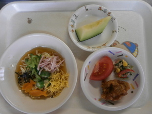 給食