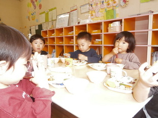 給食
