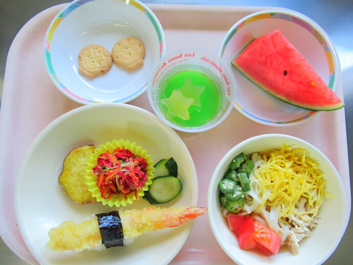 給食