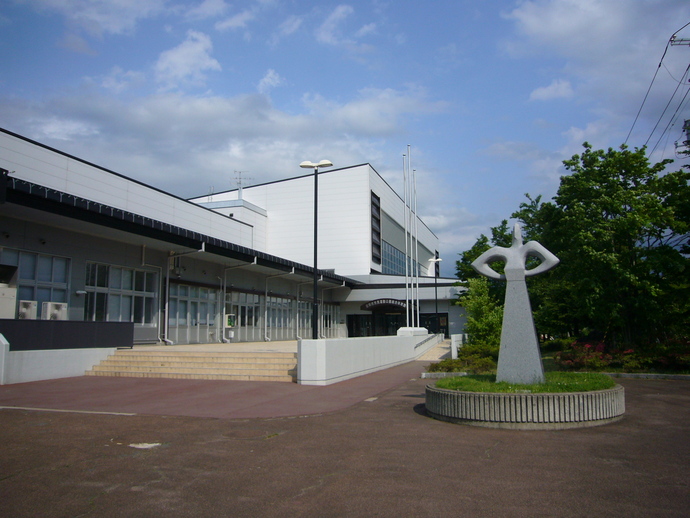 渋民運動公園総合体育館の写真