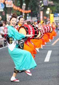 盛岡さんさ踊りの写真