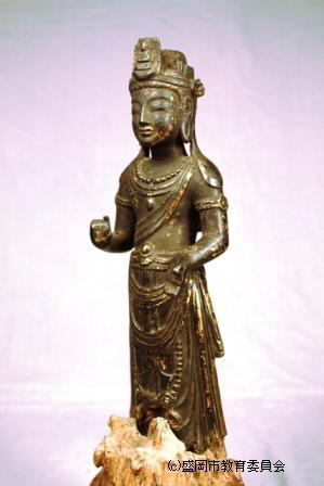 銅造観音菩薩立像の写真
