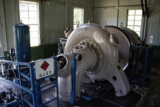 旧宇津野発電所 発電設備の写真
