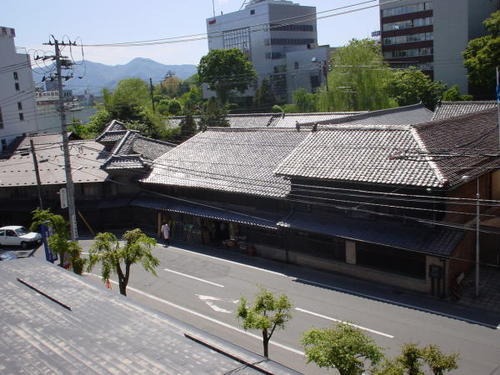 茣蓙九（現森九商店）の外観写真