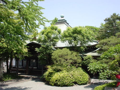 大泉寺本堂の外観写真