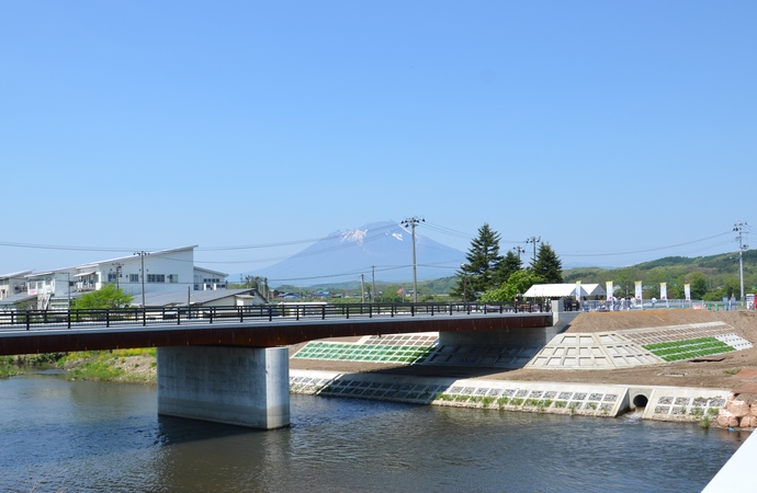 写真：整備後の様子(遠景)