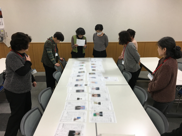 写真：情報交換会の様子2