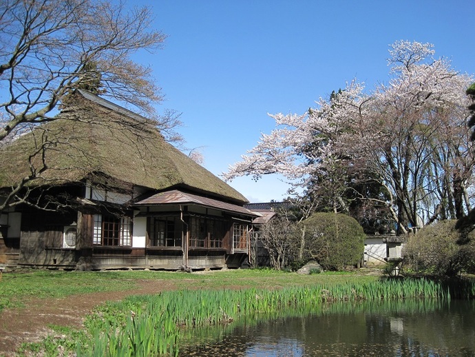 原敬記念館と桜