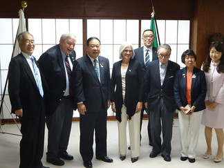 写真：ビクトリア盛岡友好協会会長来訪2