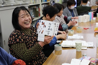 灯籠組み立て会の写真