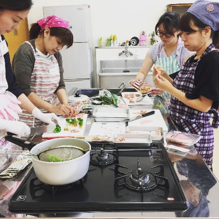 写真：調理の様子