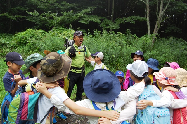 姫神山登山の様子