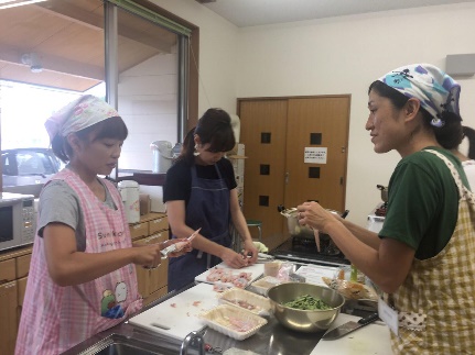 写真：調理の様子
