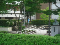盛岡市役所バイク置場屋上広場の写真