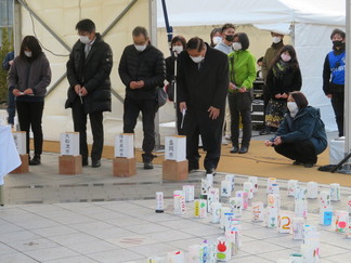 東日本大震災10周年行事「復興への誓い」祈りの灯火の写真2