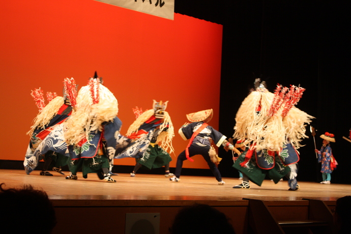 下永井獅子踊りの写真