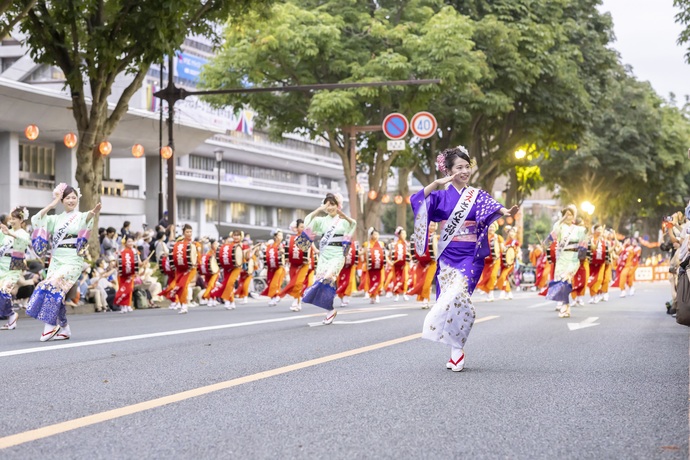 ミスさんさ踊りさんさ太鼓連