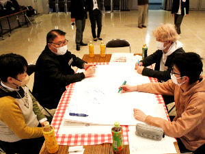 写真：意見交換会の様子2