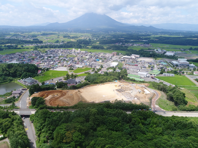 【令和5年7月】道の駅もりおか渋民の航空写真（東から）