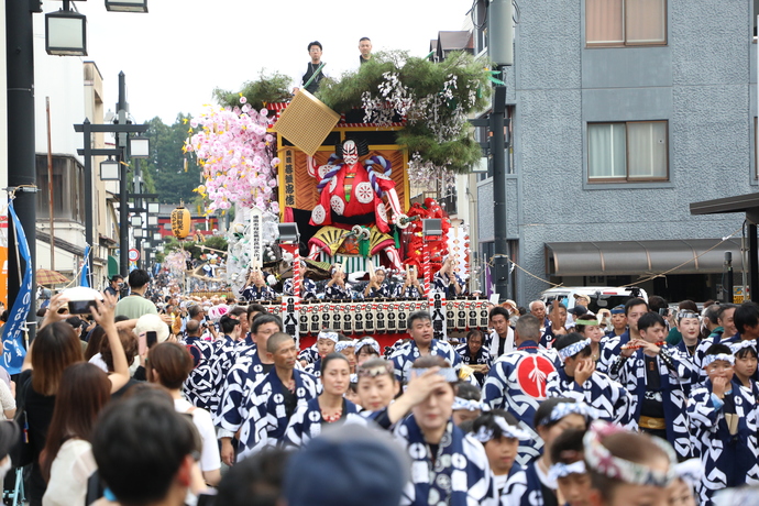 八幡下りパレードの写真