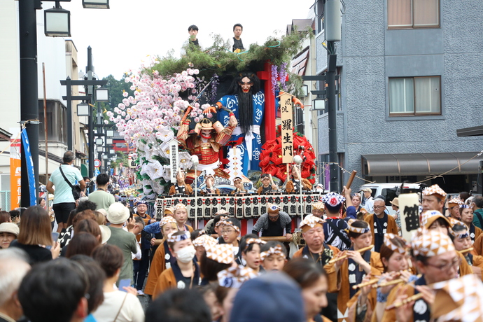 八幡下りパレードの写真