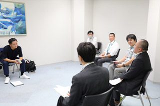 座談会の様子