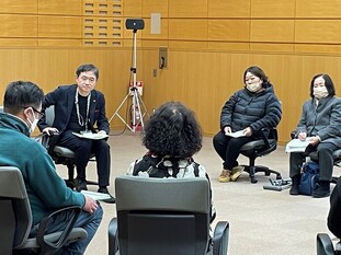懇談会の様子