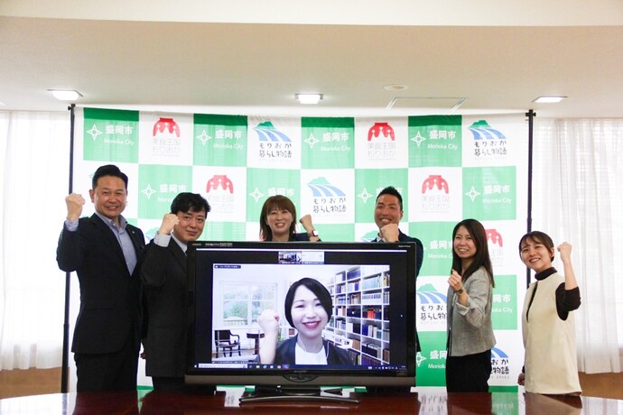 最終報告会での集合写真