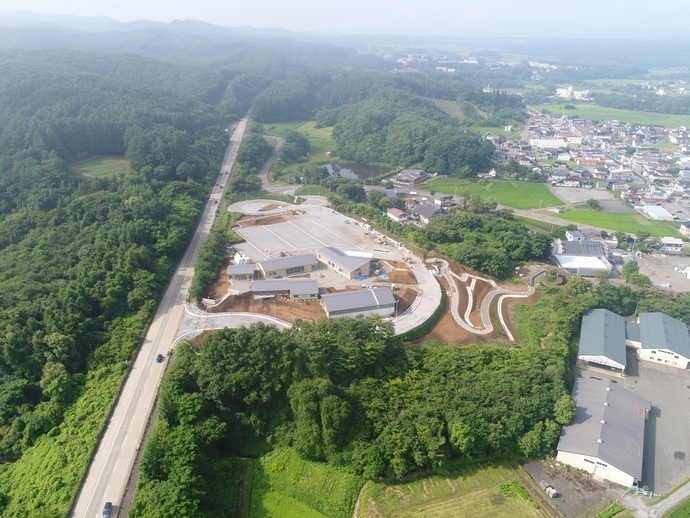 【令和6年7月】道の駅もりおか渋民の航空写真（北から）