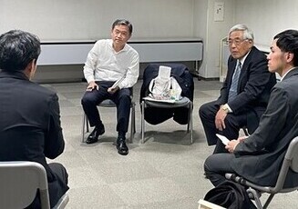 懇談会の様子