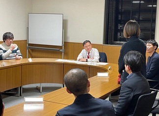 懇談会の様子