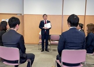 懇談会の様子