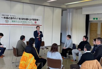 懇談会の様子