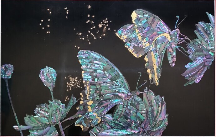 「蝶と花」阿部 庄一(幅690×高さ440)