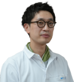 介護老人保健施設ケアホームやすみ　田中武　さん