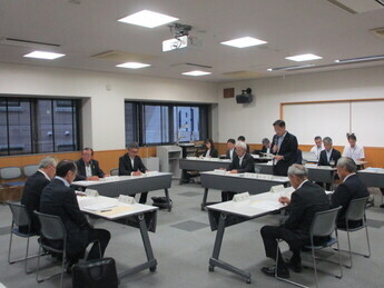 令和7年度第1回盛岡広域首長懇談会の様子