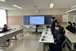 懇談会の様子