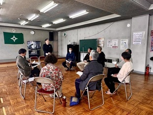 懇談会の様子