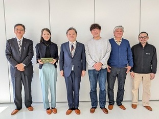 懇談会の様子